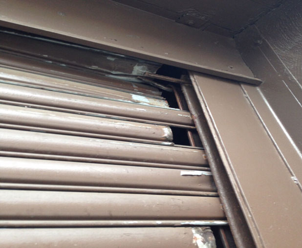 #outtracksrollupdoornyc Out tracks roll up gate NYC